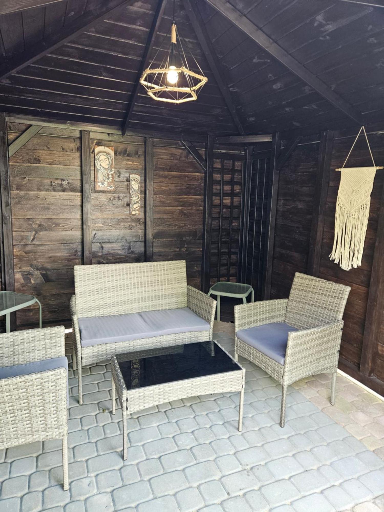 Domek Na Baszcie Klimatyzowany Lesko Exterior foto